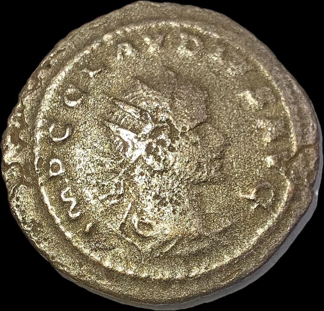 Anverso ampliado da moeda TH-N-0093 — Cláudio II Gótico. Antoniniano