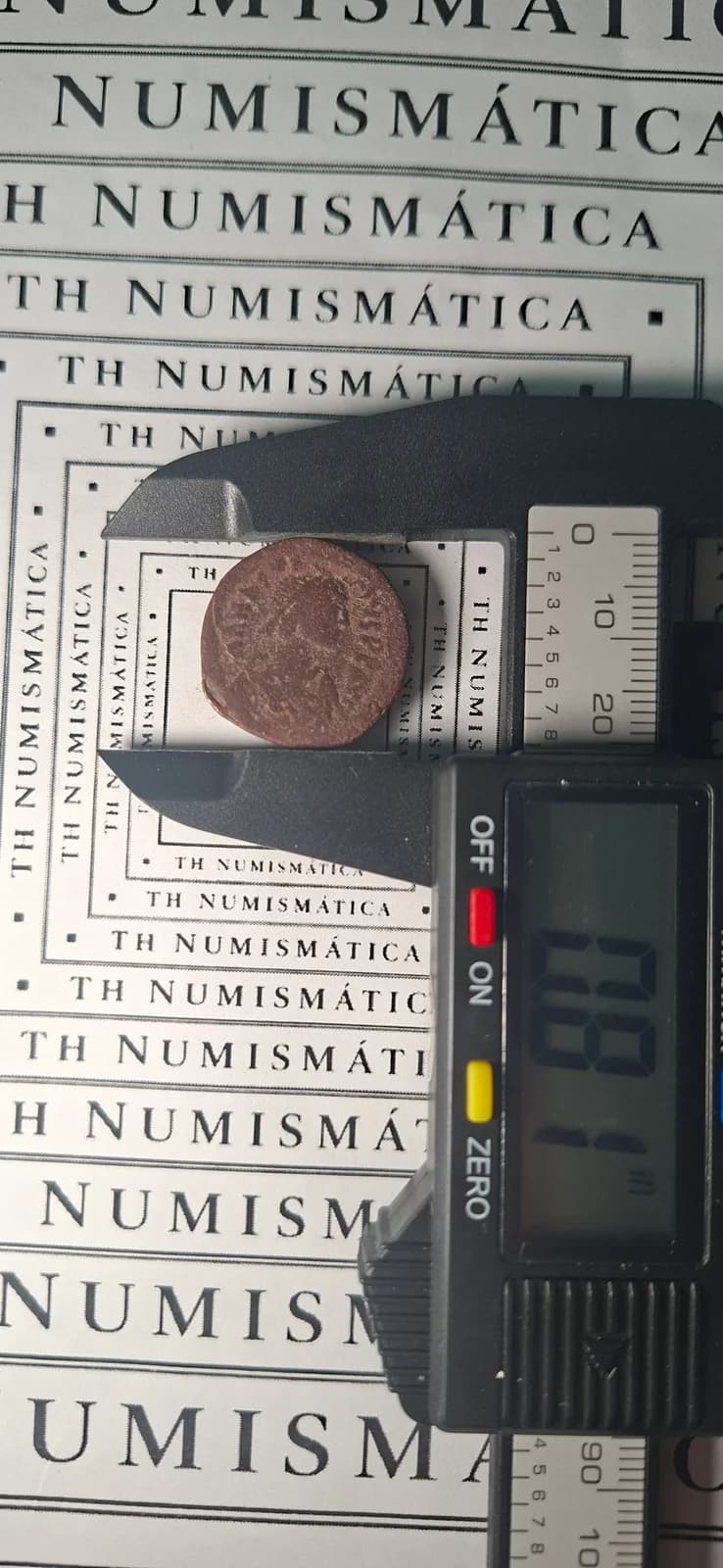 Diâmetro (paquímetro) da moeda TH-N-0105 — Anastácio I. 20 nummi. Meio follis