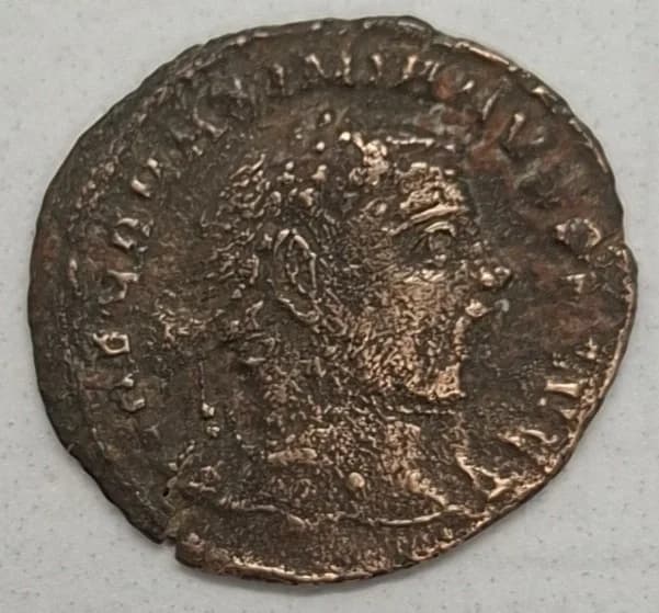 Anverso da moeda TH-N-0226 — Constâncio I. 1/4 follis